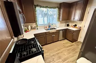 2522 W Calle Vista Dr, Rialto, CA 92377 - Photo 13