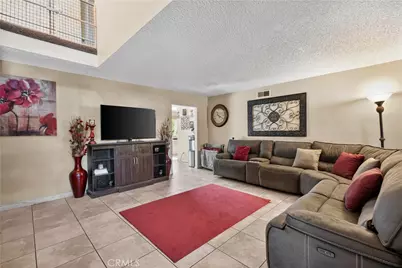 859 S Spruce, Rialto, CA 92376 - Photo 5