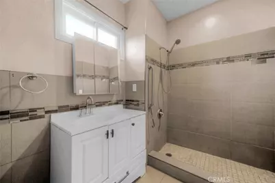 10610 Woodward, Sunland, CA 91040 - Photo 39