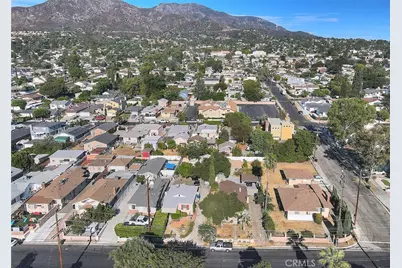 10610 Woodward, Sunland, CA 91040 - Photo 25
