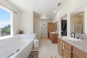 658 E Phillips Blvd, Pomona, CA 91766 - Photo 29