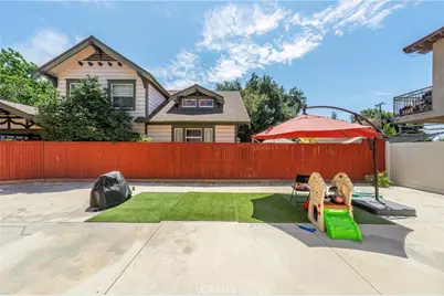 658 E. Phillips Boulevard, Pomona, CA 91766 - Photo 17