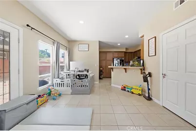 658 E. Phillips Boulevard, Pomona, CA 91766 - Photo 7