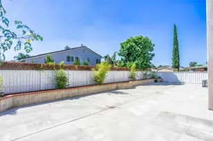 13569 Kiwi, Corona, CA 92880 - Photo 43