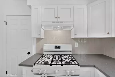 1567 Elm, Long Beach, CA 90813 - Photo 19