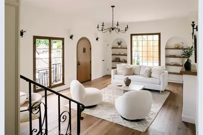 2050 N Las Palmas Avenue, Los Angeles, CA 90068 - Photo 5