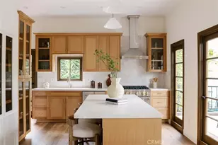 2050 N Las Palmas Ave, Los Angeles, CA 90068 - Photo 9