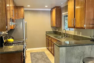 109 Rockledge Ln, Lake Arrowhead, CA 92352 - Photo 5