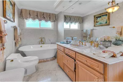 201 E Burke, Montebello, CA 90640 - Photo 49