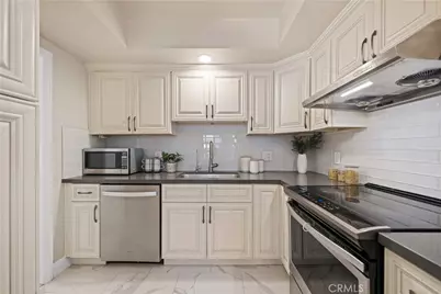1611 S Pomona #D13, Fullerton, CA 92832 - Photo 9