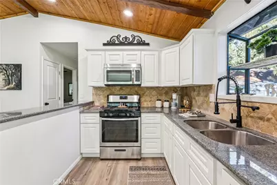 937 E Fairway, Big Bear City, CA 92314 - Photo 9