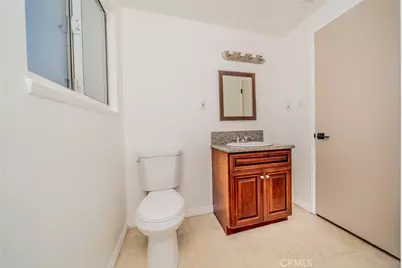 565 E Benbow Street, Covina, CA 91722 - Photo 29