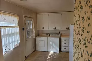 5901 Paramount Dr, Jurupa Valley, CA 92509 - Photo 5