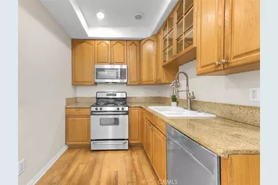 971 S St Andrews Place #101, Los Angeles, CA 90019 - Photo 13