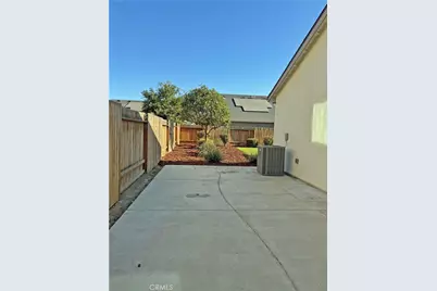 10118 Alondra Dr, Bakersfield, CA 93311 - Photo 9