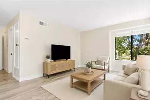 25717 Sycamore Pointe, Lake Forest, CA 92630 - Photo 3