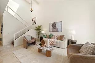 130 Almador, Irvine, CA 92614 - Photo 3