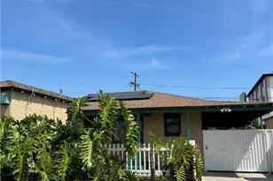 10028 S Manhattan, Los Angeles, CA 90047 - Photo 3