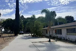 9910 Juniper, Fontana, CA 92335 - Photo 5