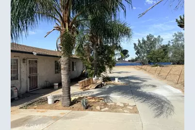 9910 Juniper, Fontana, CA 92335 - Photo 7