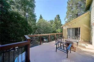 23891 Lakeview, Crestline, CA 92325 - Photo 9