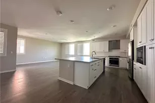 145 Bowery, Irvine, CA 92612 - Photo 5