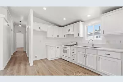 164 E Valley Street, San Bernardino, CA 92408 - Photo 5