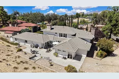 42815 Pheasant Hill Place, Hemet, CA 92544 - Photo 57