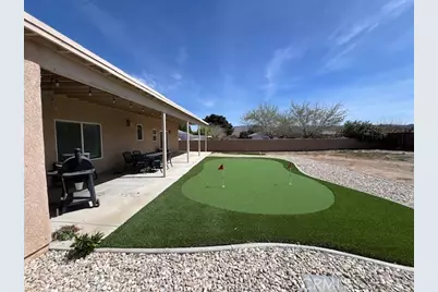 17915 Westlawn, Hesperia, CA 92345 - Photo 3