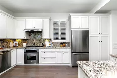 10523 Selkirk Lane, Los Angeles, CA 90077 - Photo 11