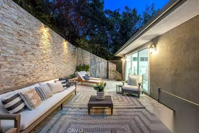 10523 Selkirk Lane, Los Angeles, CA 90077 - Photo 19