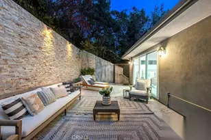 10523 Selkirk Ln, Los Angeles, CA 90077 - Photo 19