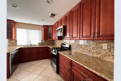 12 Granada, Irvine, CA 92602 - Photo 9