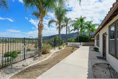 3165 Forest View, Corona, CA 92882 - Photo 37