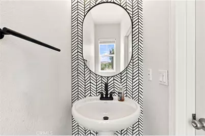 3961 E Huntington Street, Ontario, CA 91761 - Photo 7