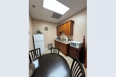 1115 S Grove Avenue #102, Ontario, CA 91761 - Photo 9