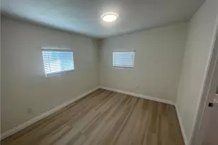 244 E 111th St, Los Angeles, CA 90061 - Photo 11
