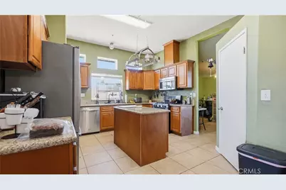 10575 White Fox, Hesperia, CA 92344 - Photo 3
