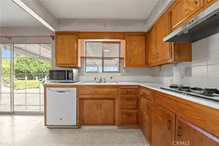 2122 Saticoy, Pomona, CA 91767 - Photo 13
