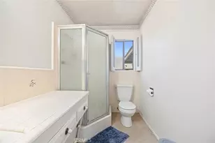 2122 Saticoy, Pomona, CA 91767 - Photo 35
