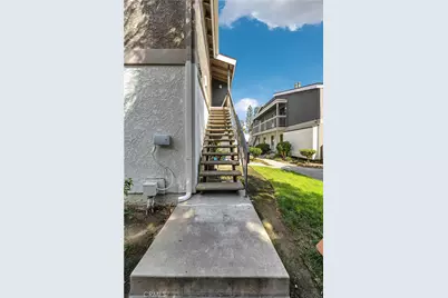 2801 S Fairview St #B, Santa Ana, CA 92704 - Photo 5