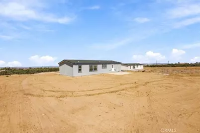 7323 Woodcliff Street, Phelan, CA 92371 - Photo 33