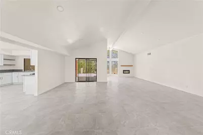 13850 Dahlgren Drive, Victorville, CA 92395 - Photo 9