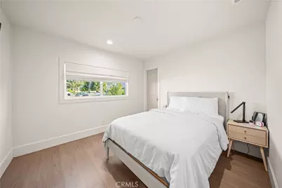 13321 Bubbling Well Road, Tustin, CA 92780 - Photo 35