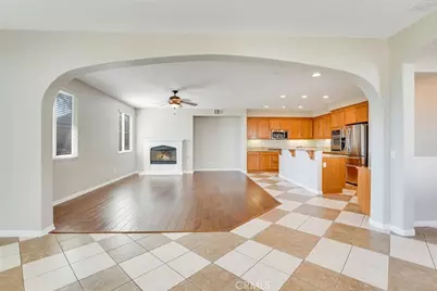 27307 Trefoil Street, Murrieta, CA 92562 - Photo 27