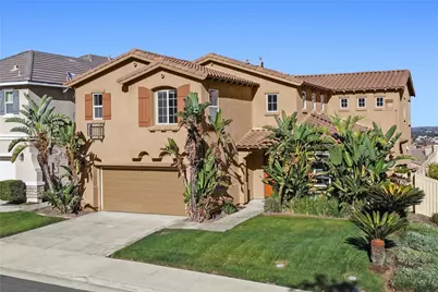 7 Plaza Valenza, Lake Elsinore, CA 92532 - Photo 3