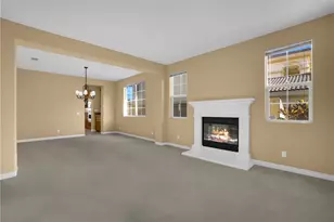7 Plaza Valenza, Lake Elsinore, CA 92532 - Photo 7