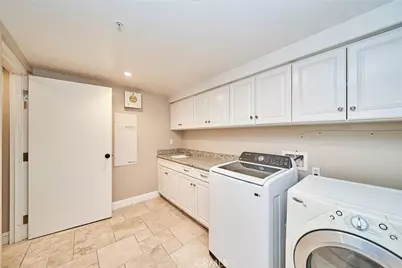 633 S Lake #4, Pasadena, CA 91106 - Photo 25