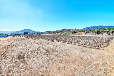 38680 Felicidad, Murrieta, CA 92562 - Photo 7