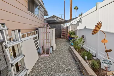 4400 W Florida Ave #9, Hemet, CA 92545 - Photo 17